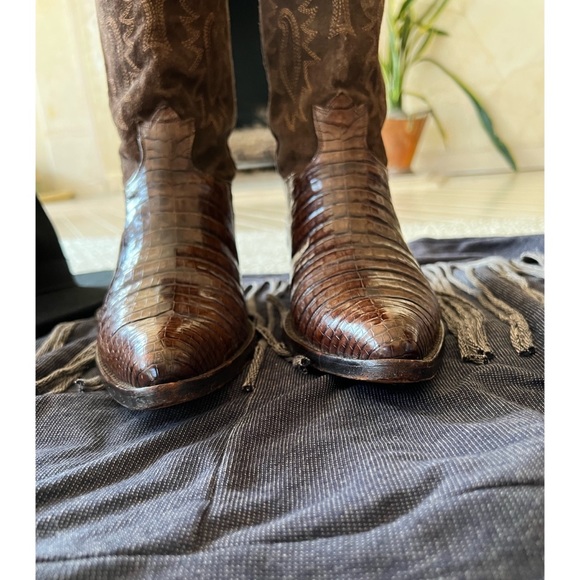 Sartore Alligator and Suede Cowboy Boots - 7.5 - Picture 10 of 15